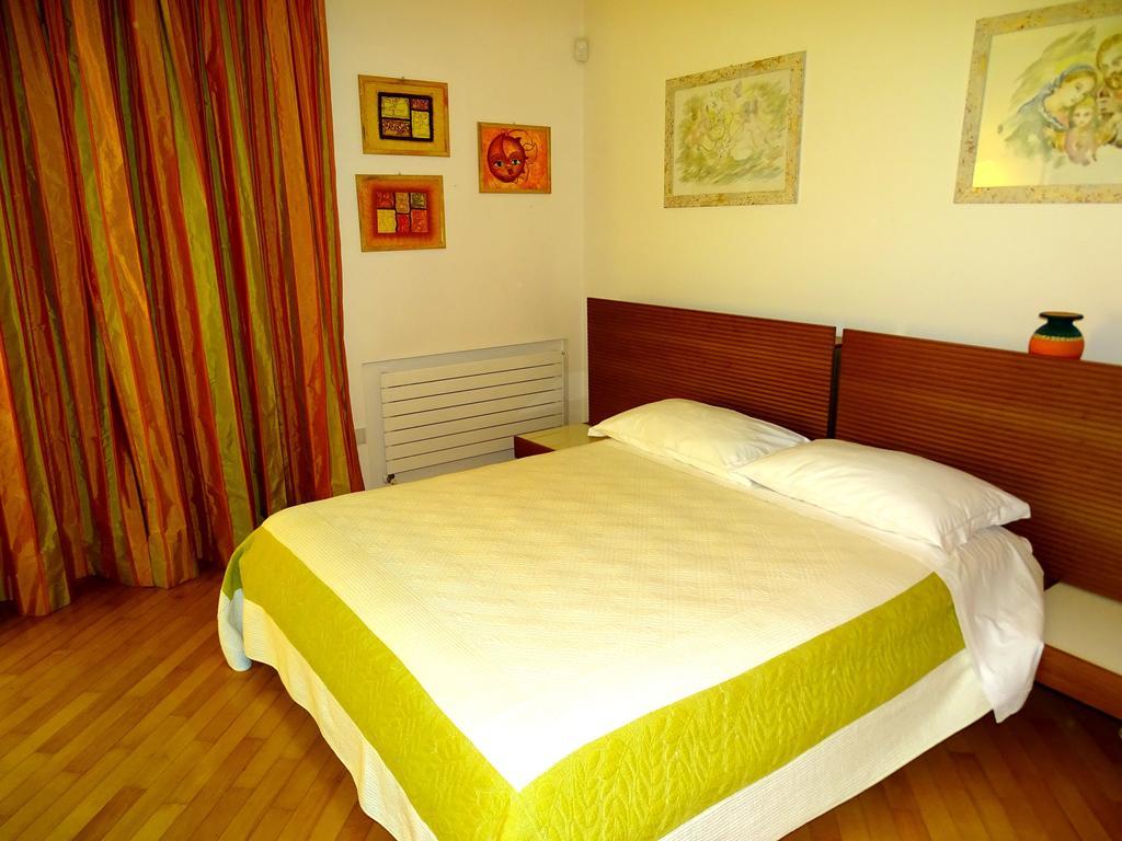 Villa Gioia Rooms Montegranaro Exteriér fotografie